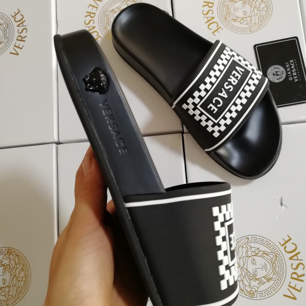 Shoe brands - Picture 3 of 3